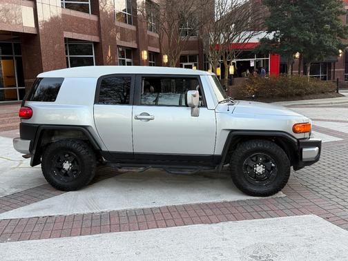 2007 Toyota FJ Cruiser Base