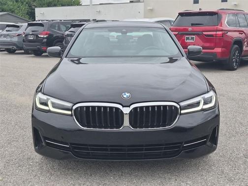 Black 2021 BMW 530 i