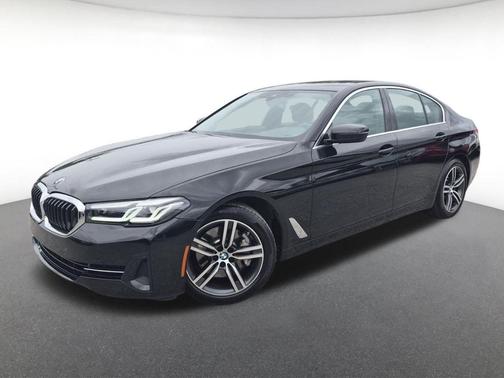 Black 2021 BMW 530 i