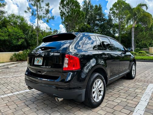 2014 Ford Edge SE