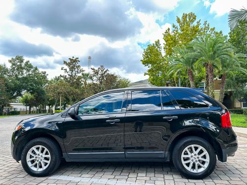 2014 Ford Edge SE