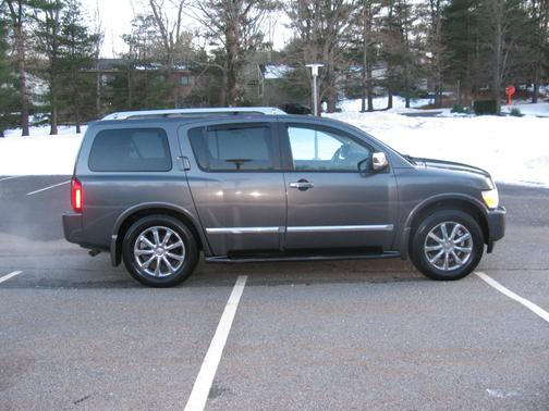 2008 INFINITI QX56 Base