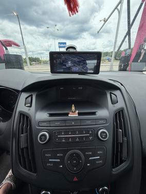 Black 2016 Ford Focus SE