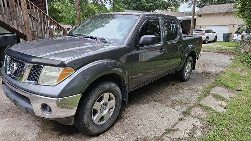 2008 Nissan Frontier SE Crew Cab