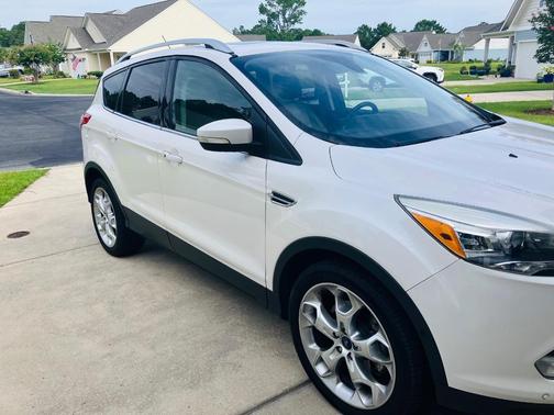 White 2014 Ford Escape Titanium