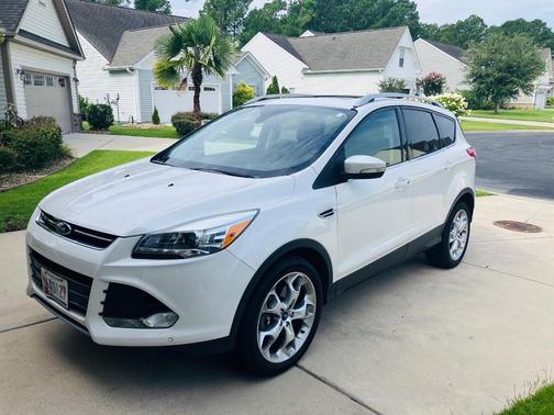 White 2014 Ford Escape Titanium