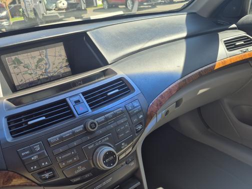 Gray 2011 Honda Accord EX-L