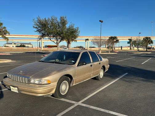 1995 Chevrolet Caprice Classic Base