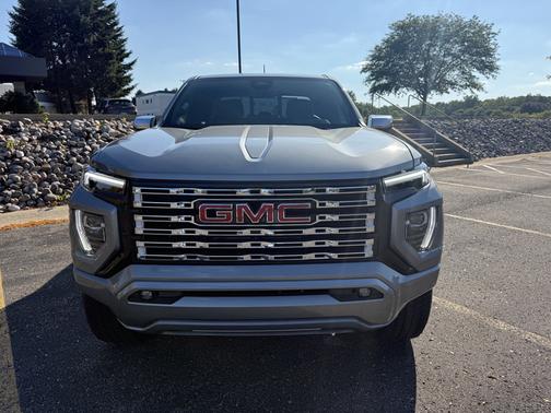 2023 GMC Canyon Denali