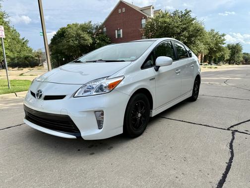 2014 Toyota Prius Three
