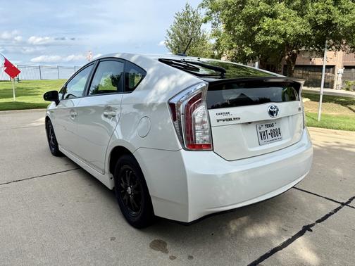 2014 Toyota Prius Three