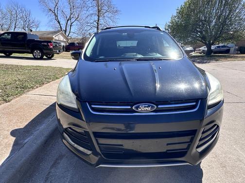 Black 2013 Ford Escape SEL