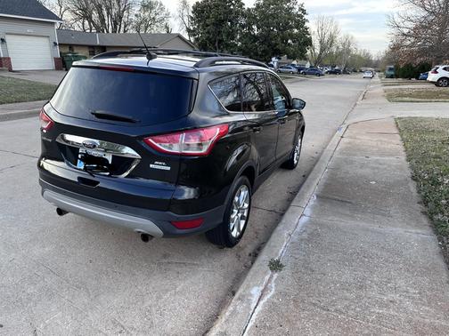 Black 2013 Ford Escape SEL