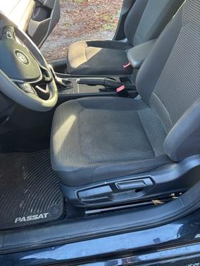 2017 Volkswagen Passat 1.8T S