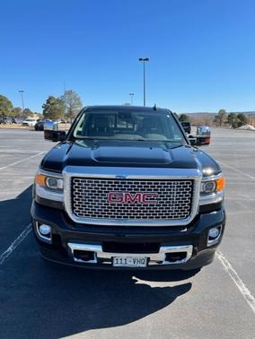 Photo 3 of 9 of 2015 GMC Sierra 3500 Denali