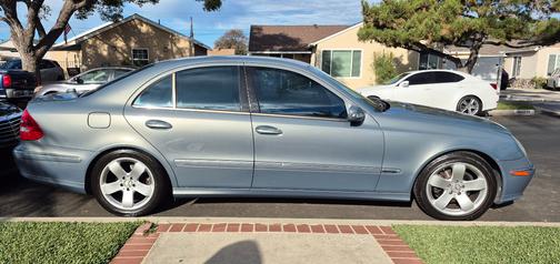 2004 Mercedes-Benz E-Class E320