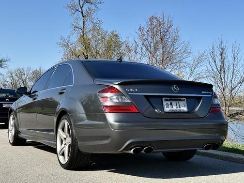 2009 Mercedes-Benz S-Class S 63 AMG