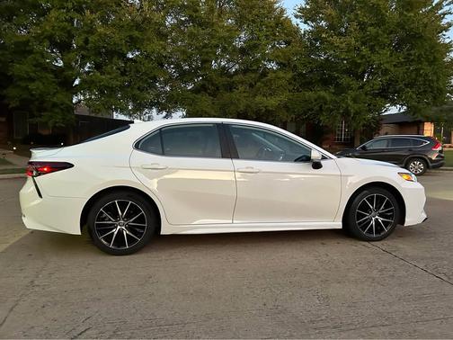2021 Toyota Camry SE Nightshade