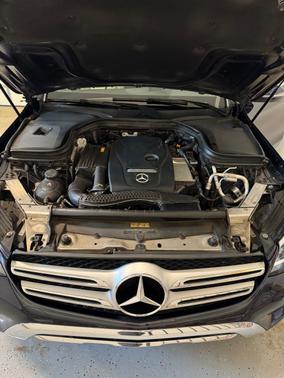 Blue 2018 Mercedes-Benz GLC 300 Base