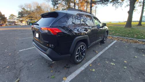 2020 Toyota RAV4 Adventure