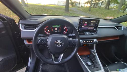 2020 Toyota RAV4 Adventure