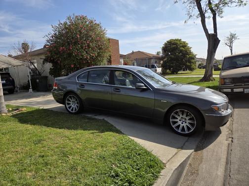 Gray 2004 BMW 745 Li