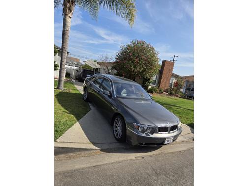 Gray 2004 BMW 745 Li