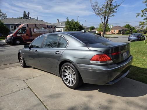 Gray 2004 BMW 745 Li