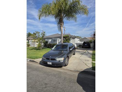 Gray 2004 BMW 745 Li