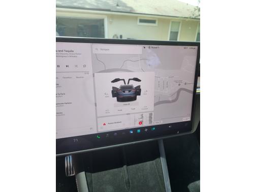 2025 Tesla Model X AWD