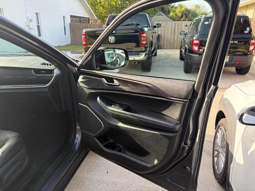 Gray 2021 Jeep Grand Cherokee L Altitude