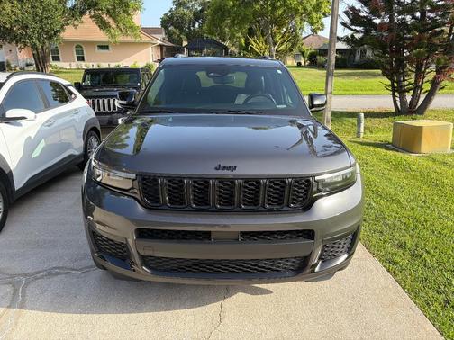 Gray 2021 Jeep Grand Cherokee L Altitude