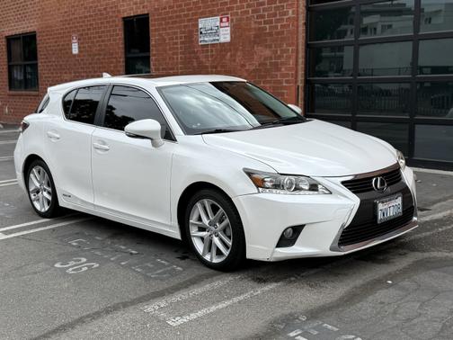 2017 Lexus CT 200h Base