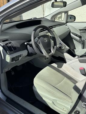 2012 Toyota Prius Two
