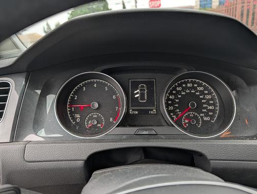 Blue 2019 Volkswagen Golf 1.4T S
