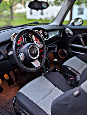 Black 2005 MINI Cooper S Base