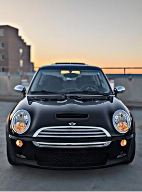 Black 2005 MINI Cooper S Base