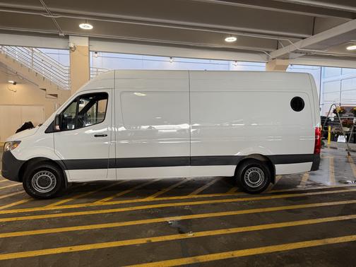 2022 Mercedes-Benz Sprinter 2500 High Roof