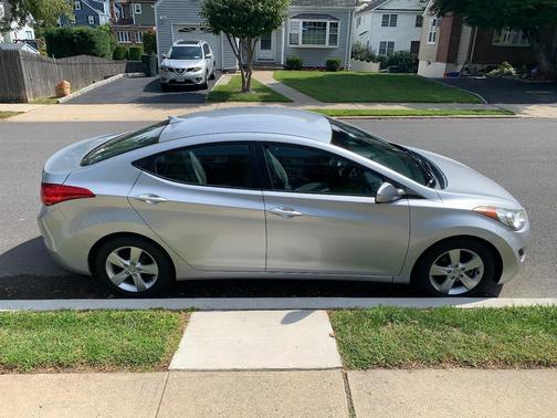 Silver 2013 Hyundai ELANTRA GLS
