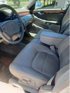2005 Cadillac DeVille Base
