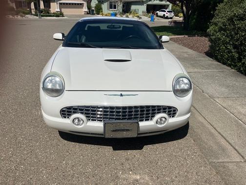 White 2003 Ford Thunderbird Premium