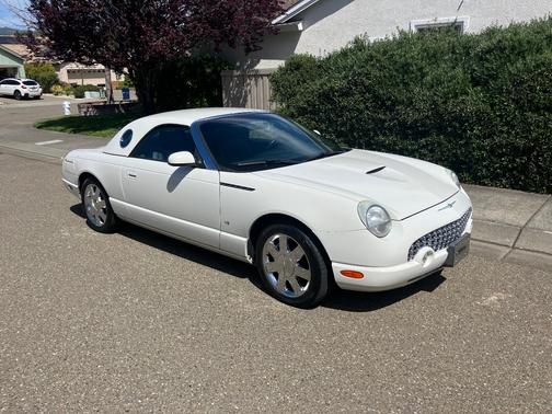 White 2003 Ford Thunderbird Premium
