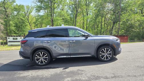 Blue 2022 INFINITI QX60 SENSORY