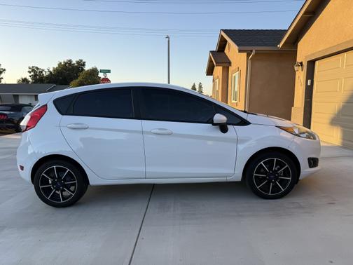 2017 Ford Fiesta SE