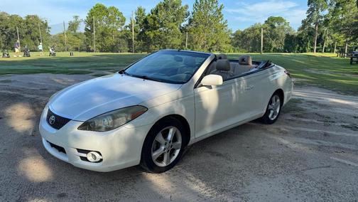 White 2007 Toyota Camry Solara SLE V6