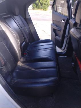 White 2010 Chevrolet Equinox LT