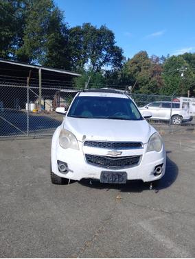 White 2010 Chevrolet Equinox LT