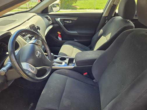 2014 Nissan Altima 2.5 SV
