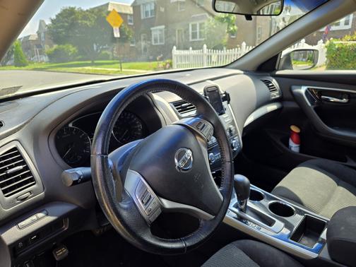 2014 Nissan Altima 2.5 SV