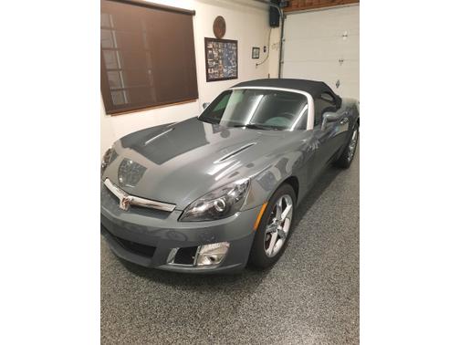 2008 Saturn Sky Red Line